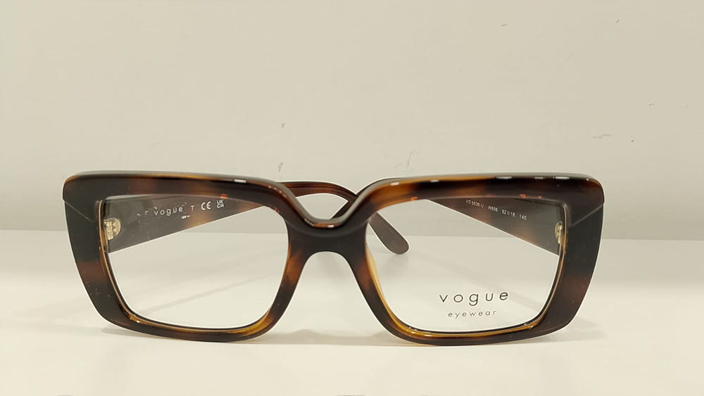 Vogue 5636 w656