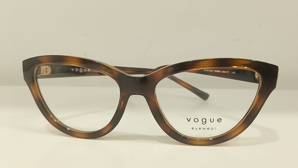 Vogue 5610